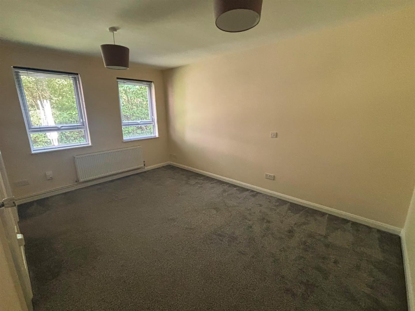Property Image e5d98773-420d-47c3-a6a5-53420ae5fcf7