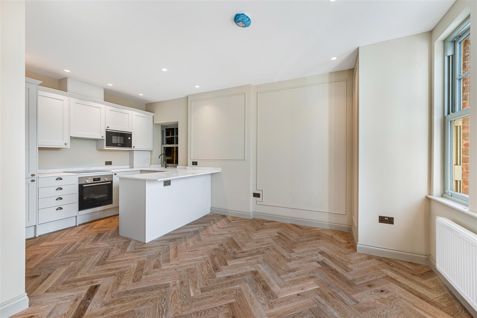 Property Image e5e2ad05-0a6a-4464-ae38-52a0a40e2751