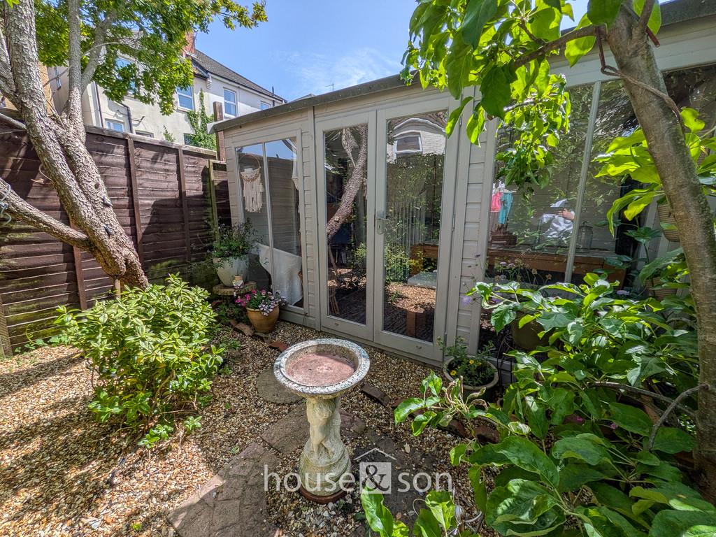 Property Image e5f0922a-8bd0-426d-8203-a01a01ea88bf