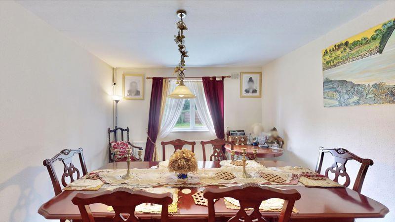 Property Image e5f8392f-97e8-4ea0-ad3f-805a16ca39df
