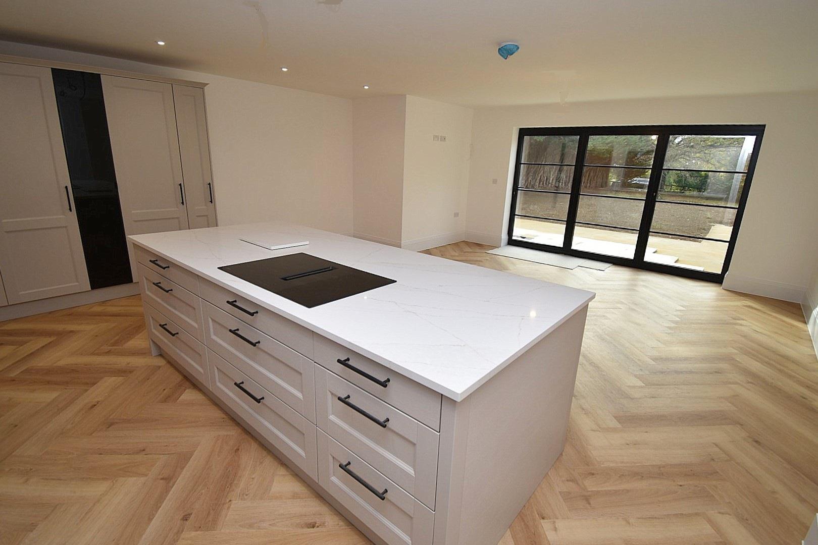 Property Image e606085d-6e05-40b5-b4ec-9a2a6a7d7750