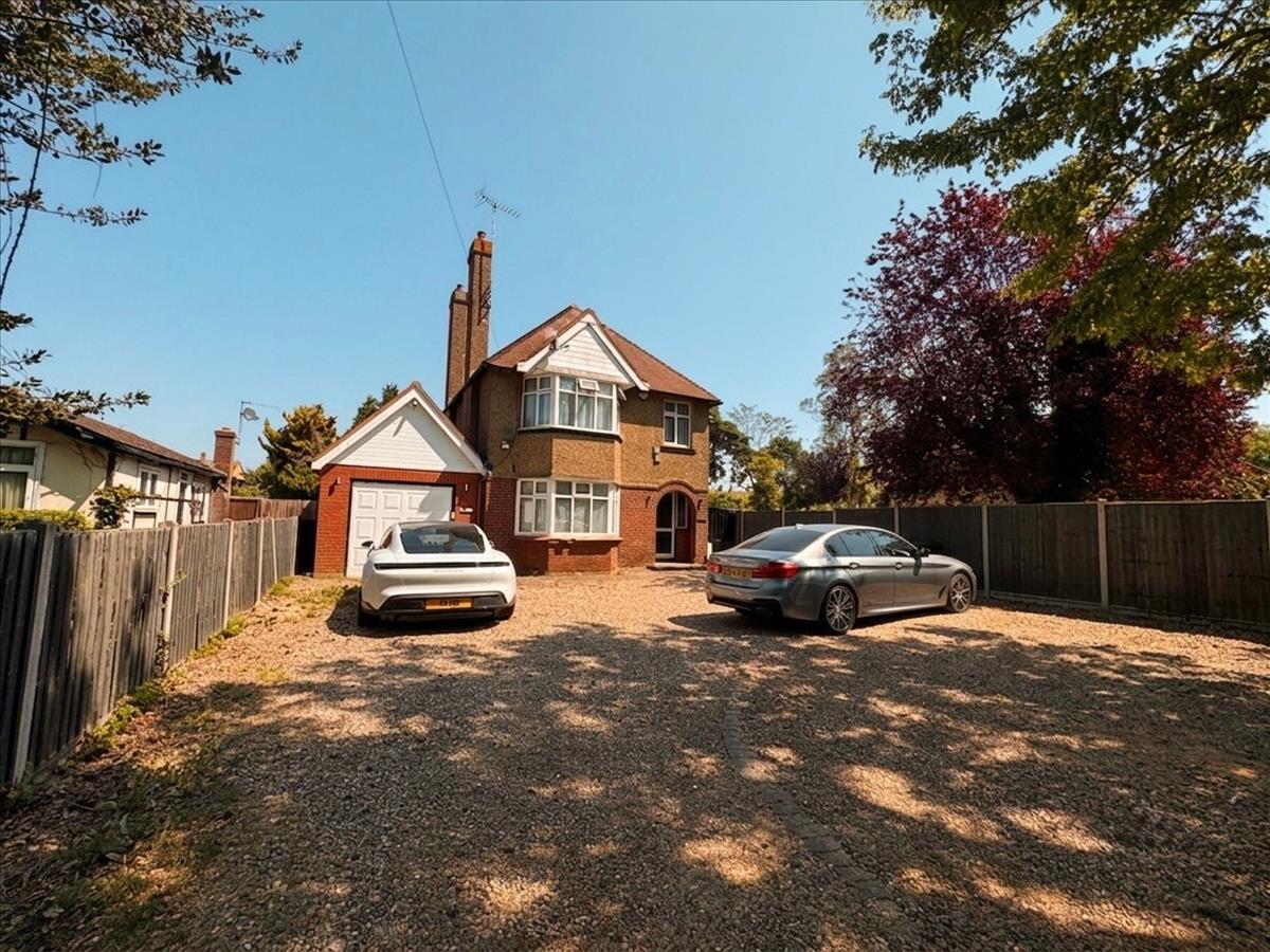 Property Image e60d43ce-b078-42c3-8161-117c09e2a4a8