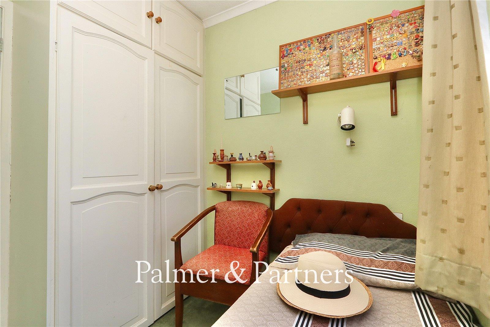 Property Image e60e23ee-f281-4196-bb73-595f07a54acc