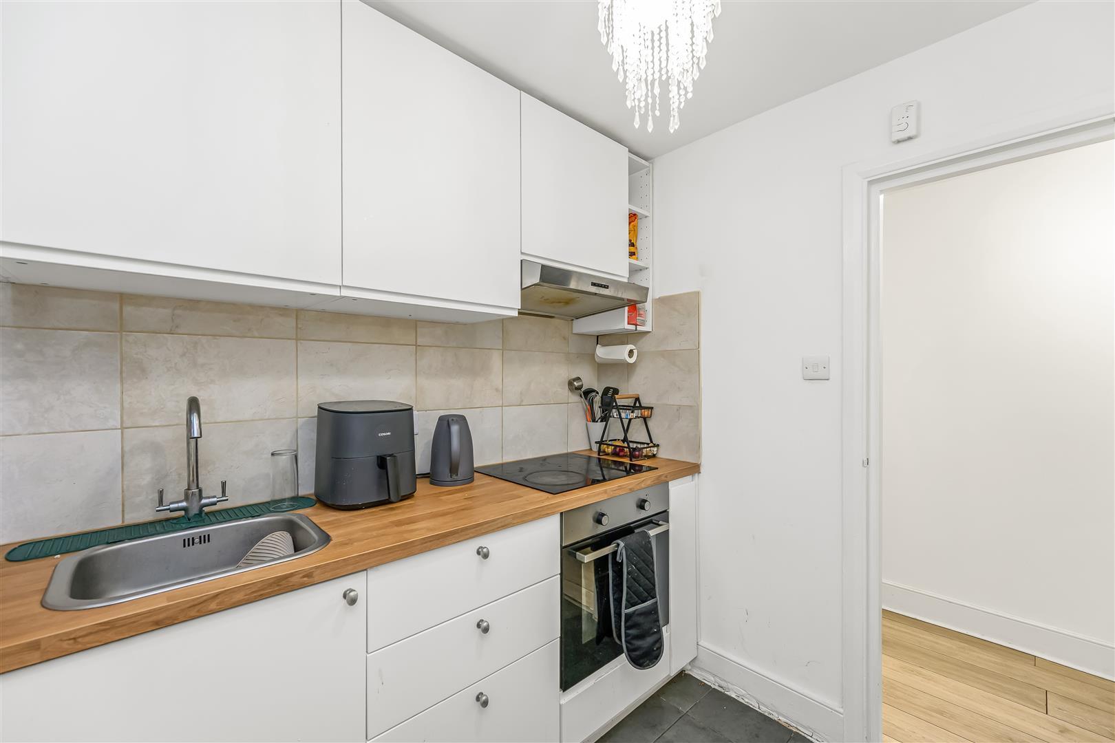 Property Image e6100970-1ad9-4ec8-961b-be71366d4eb2