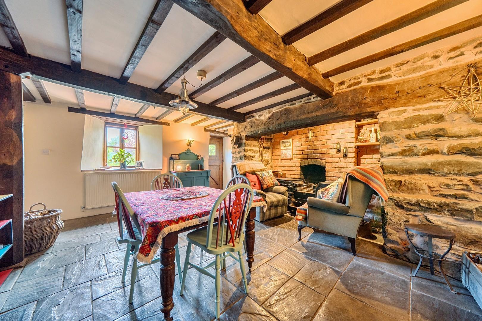 Property Image e632ba95-8d23-4898-adb5-5ac74b72a290
