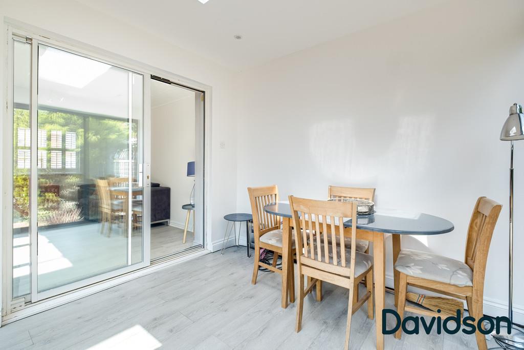 Property Image e633a1b3-8dae-40e4-8f74-736d56782b80