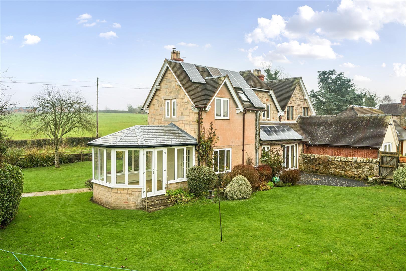 Property Image e63e3121-869a-47e8-aad9-af84b5140659