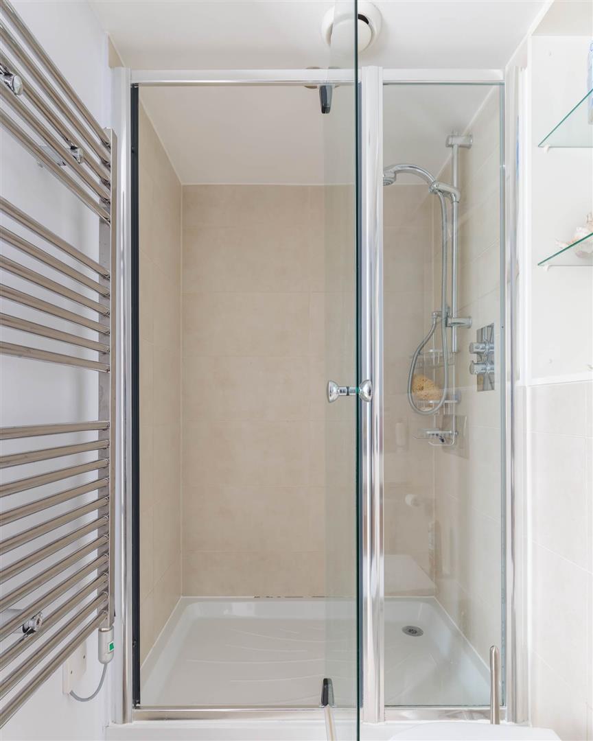 Property Image e64726b2-7f05-4fe1-b84d-605429e9fa3e
