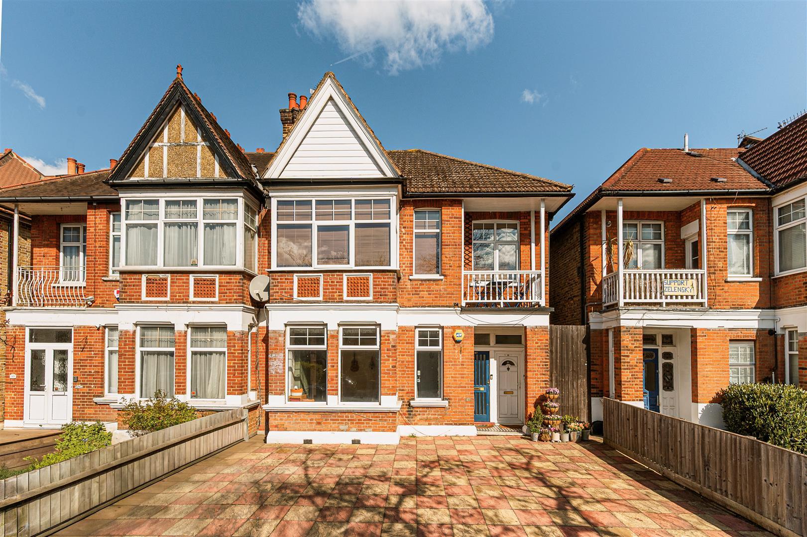 Property Image e6490cc0-fc9b-4ba2-86b7-9e9b6205d72a
