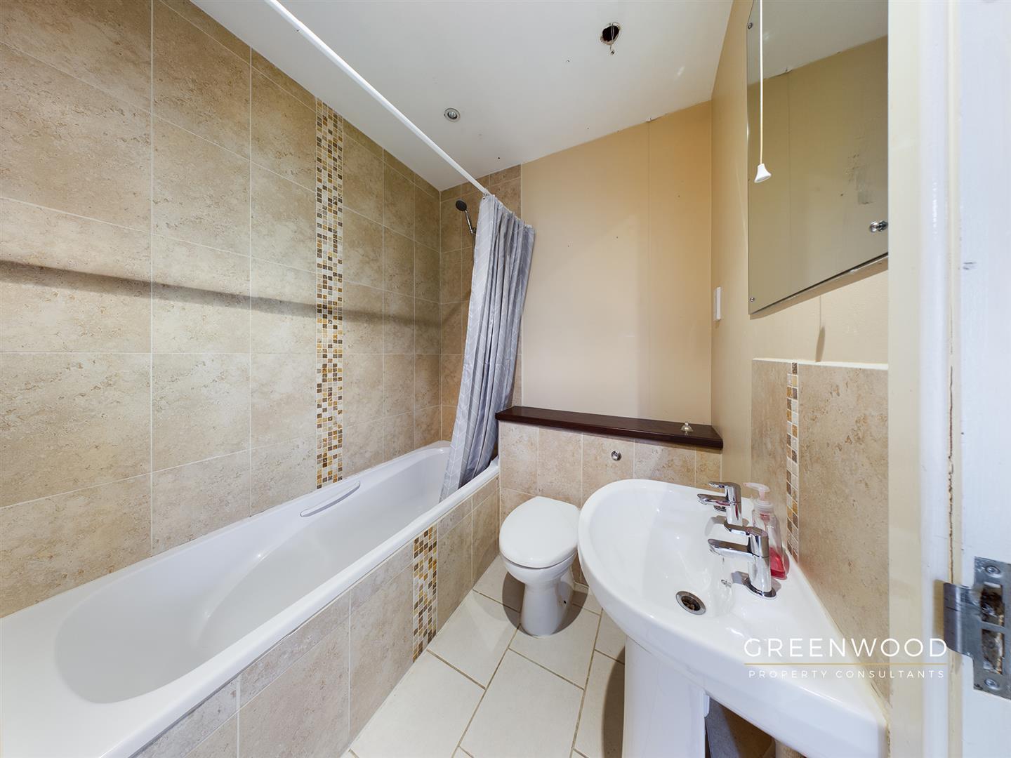 Property Image e64ad851-0b41-4225-8bd9-0eead636b16d