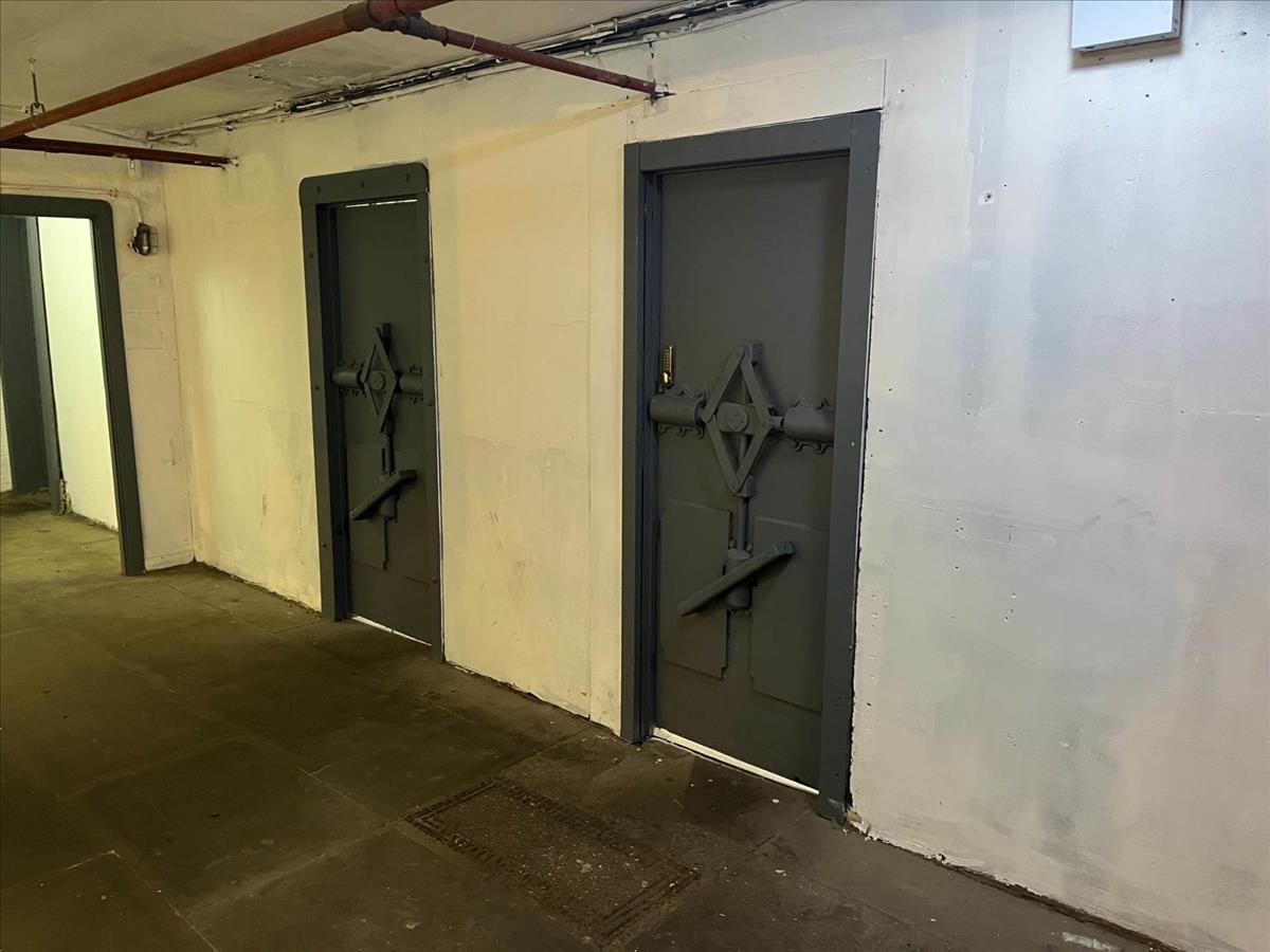 Property Image e64b0d35-84b2-4e4b-9b45-351e45454cb9
