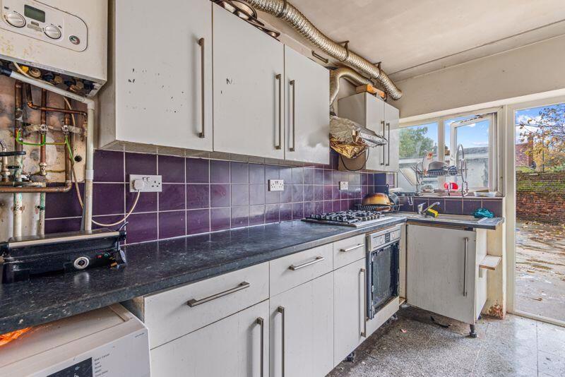 Property Image e65a858e-88a5-40db-8ac4-2e2f536ed066