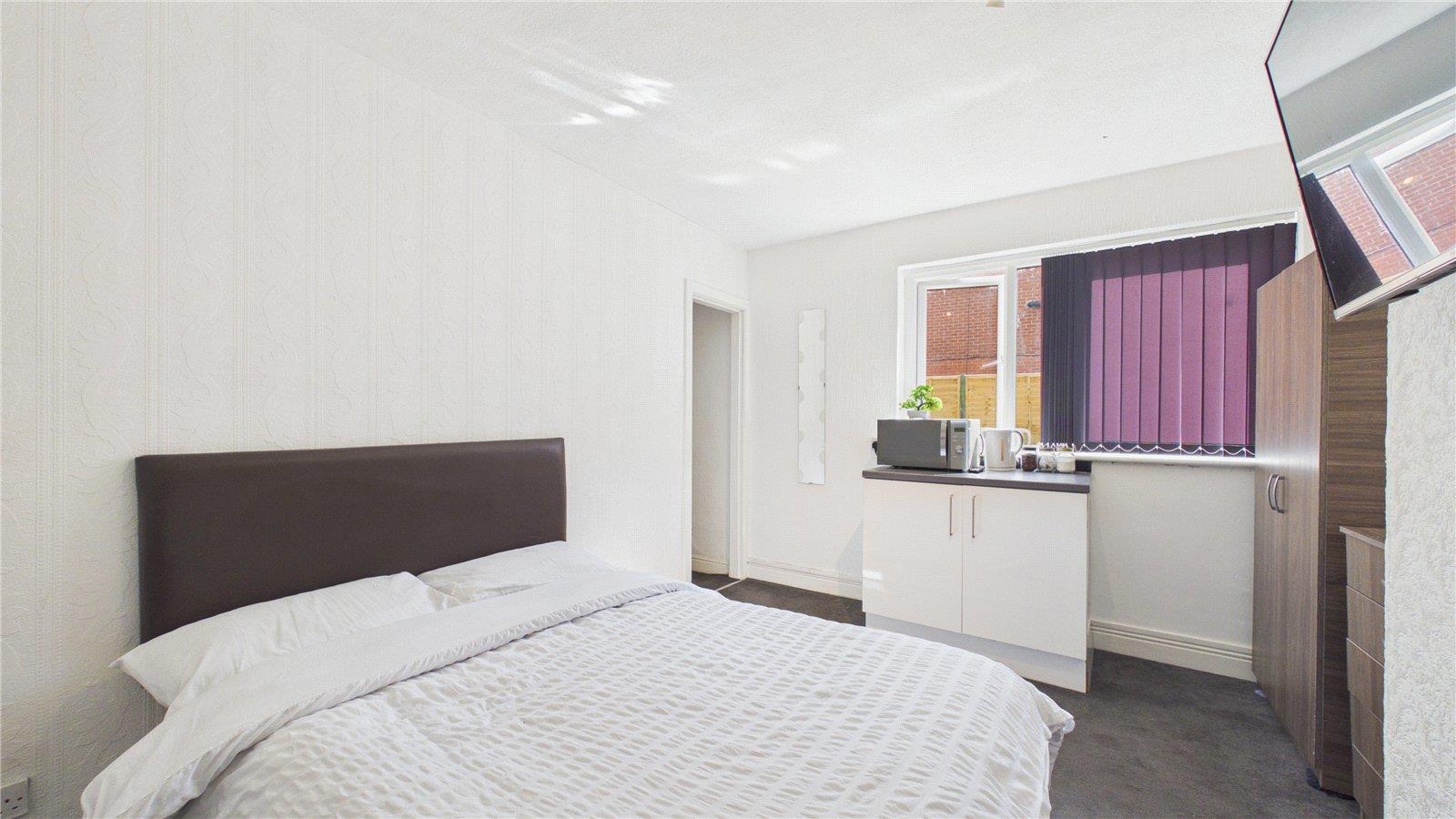 Property Image e667570b-aa94-459f-ad98-726a3749173f