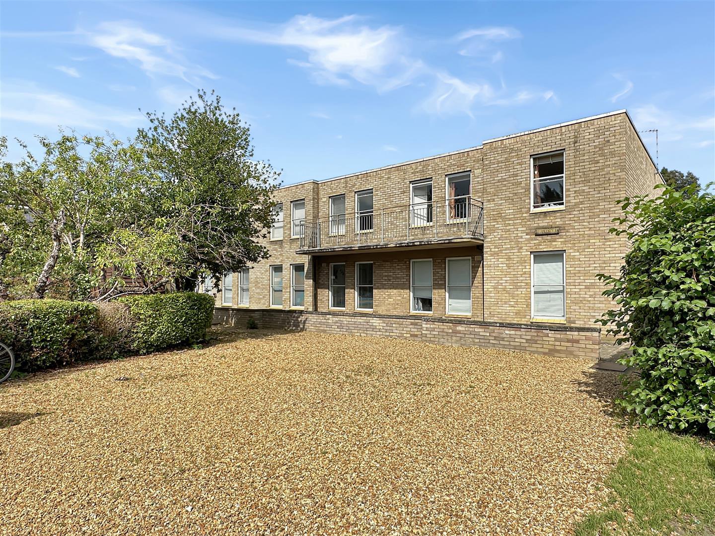 Property Image e66a2c8e-da4d-4cc9-8c8c-31ce95317db4