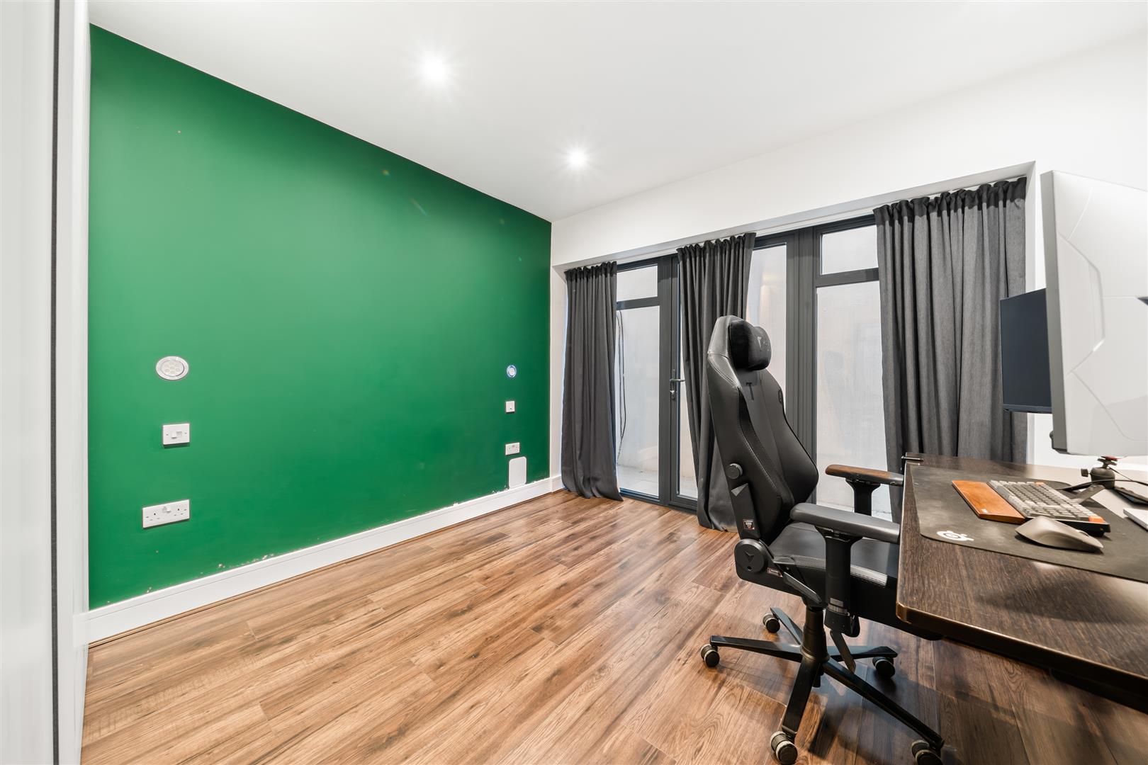Property Image e676ab1d-56a6-46d0-b1ac-e9e1de2e7736