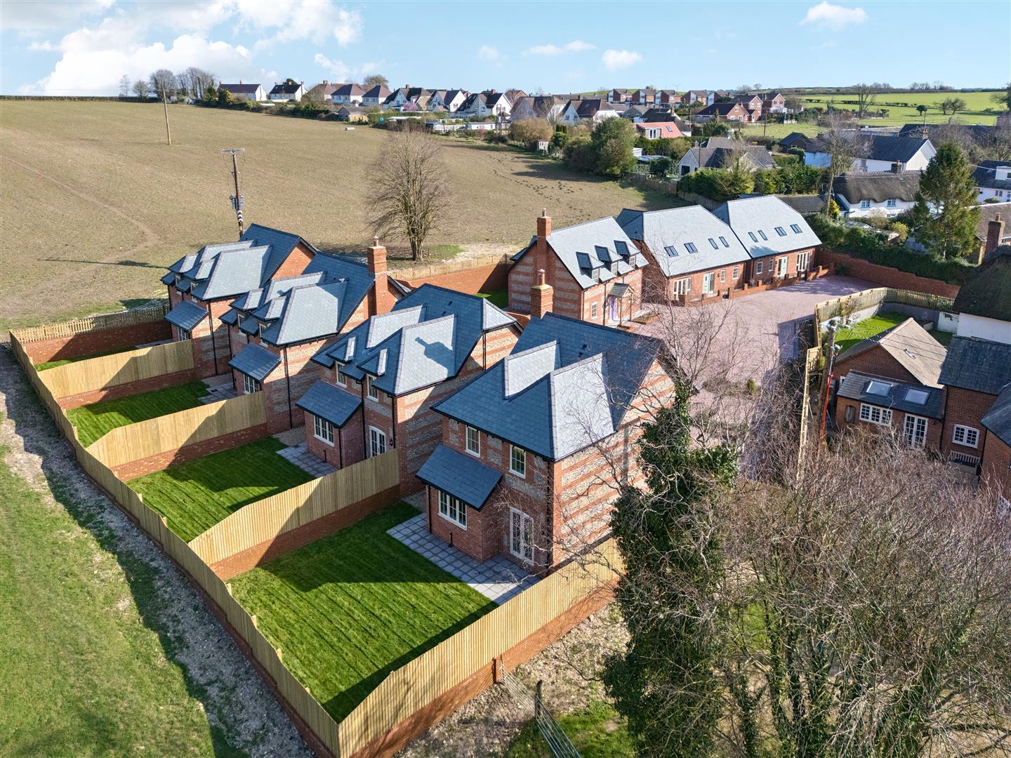 Property Image e67af961-52b9-49dc-9611-82796401e65c