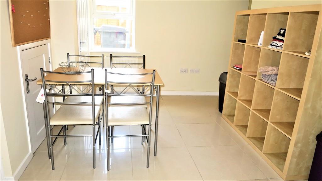 Property Image e681d680-c4af-44ea-a048-987880070596