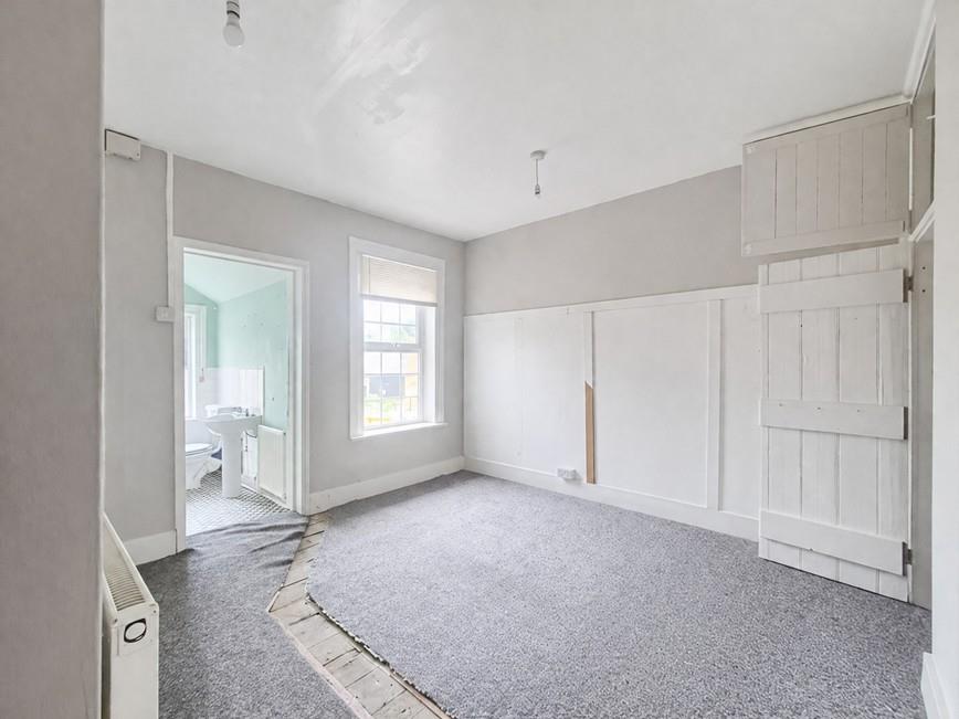 Property Image e686cdd9-fb6b-4f48-854b-5db04c06f22d