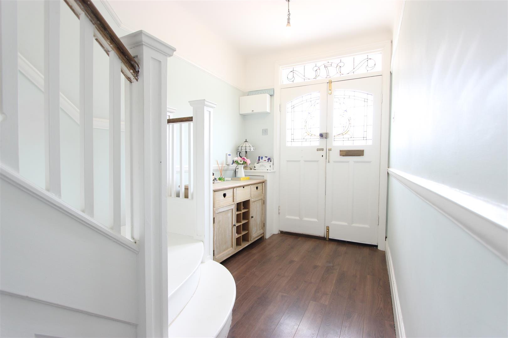 Property Image e686ce14-037c-4fdd-ab71-4ec1cf335a58
