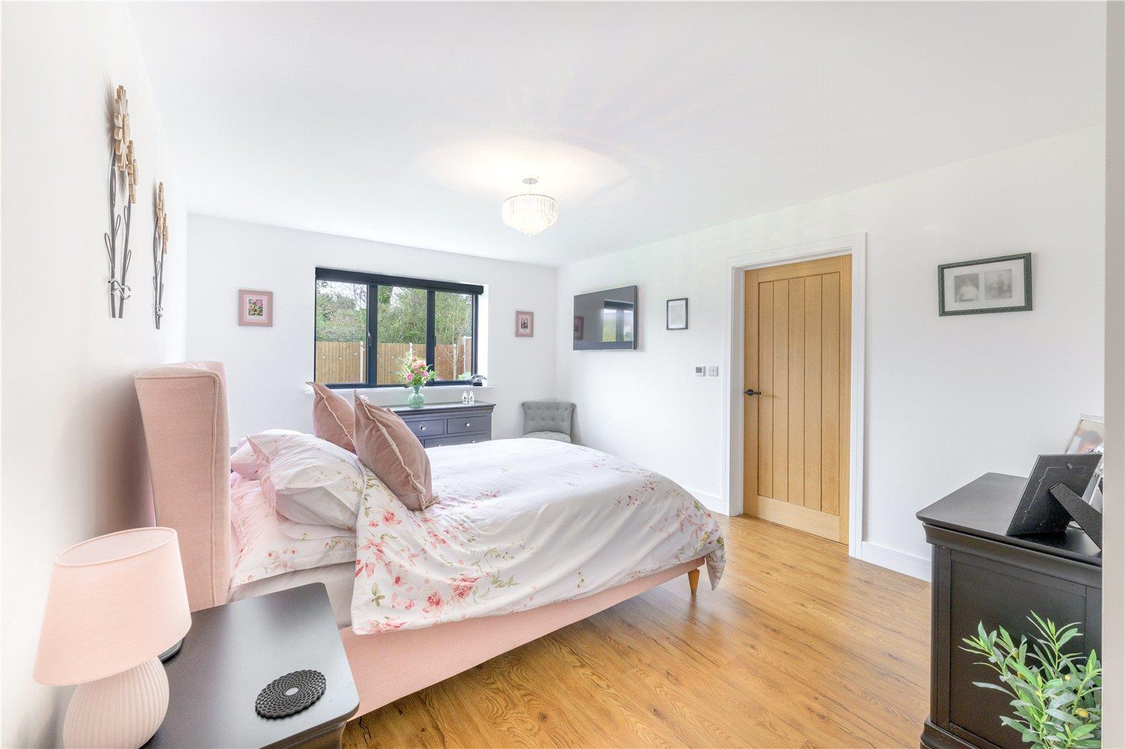 Property Image e68db0fa-fcae-4cf8-9193-521635424858
