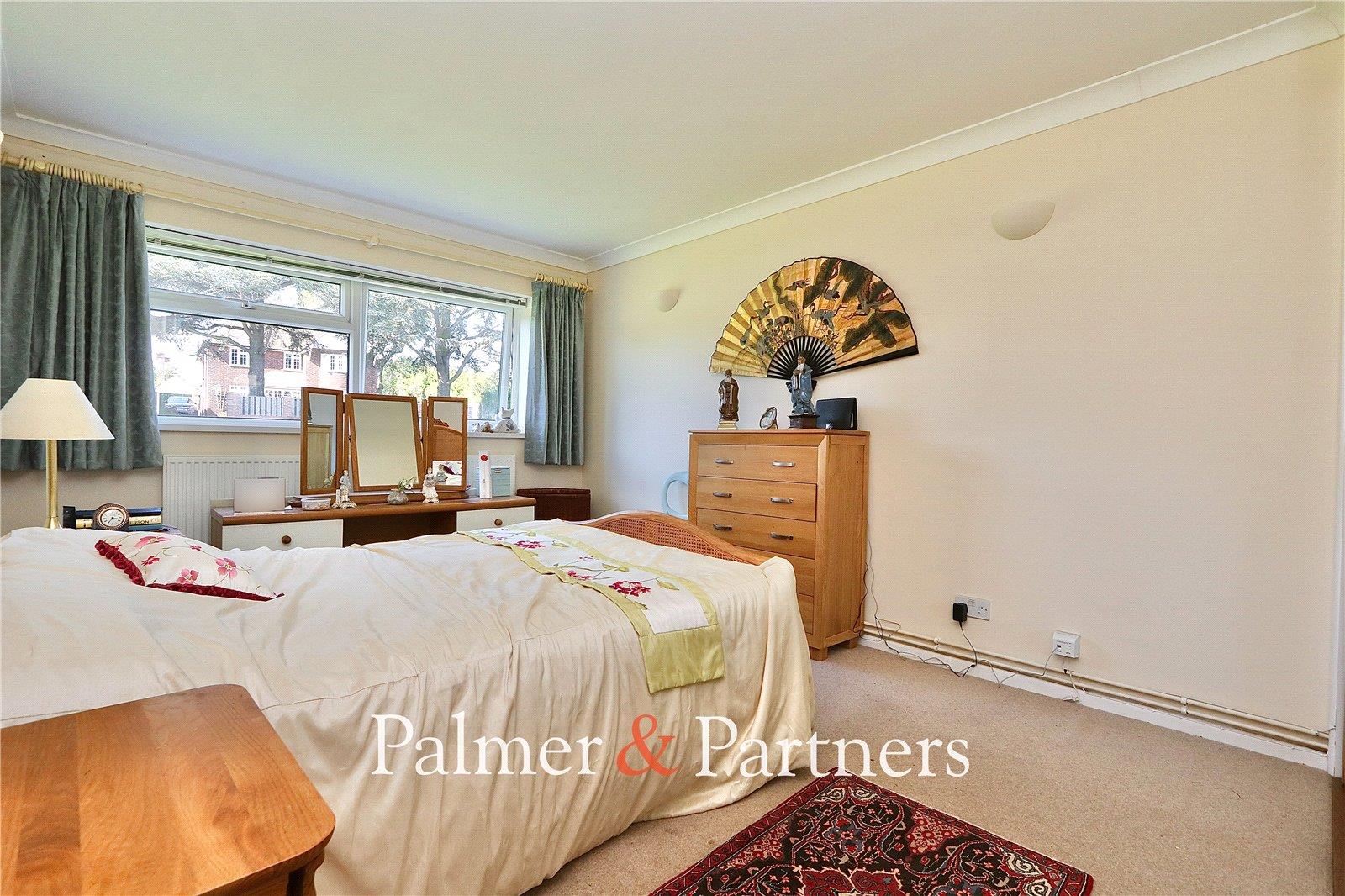 Property Image e697d20b-f7b2-49db-843e-9a08d2b32e93