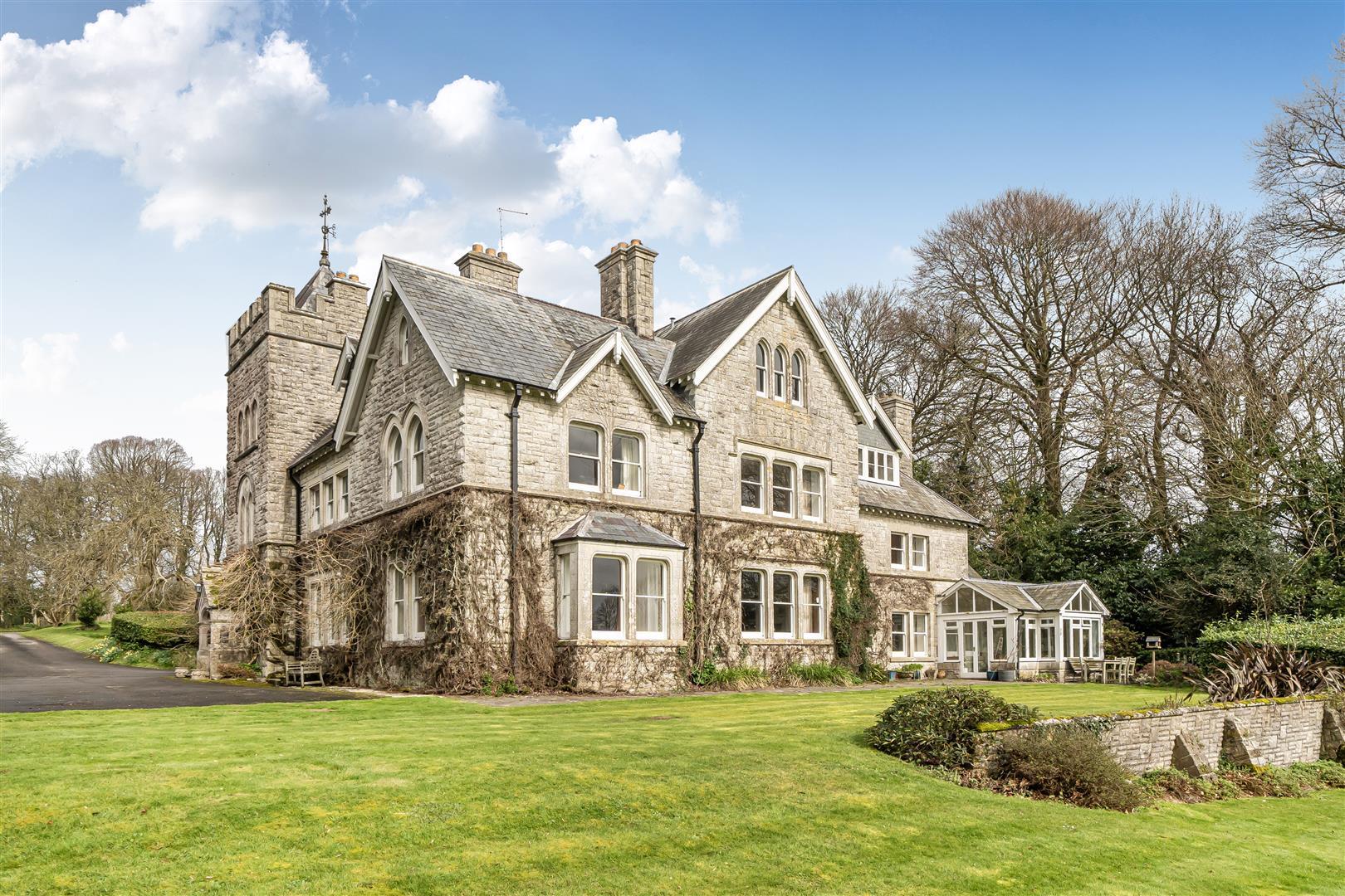 Property Image e69a0b00-6b64-4e3c-8929-a1d54c0e7786