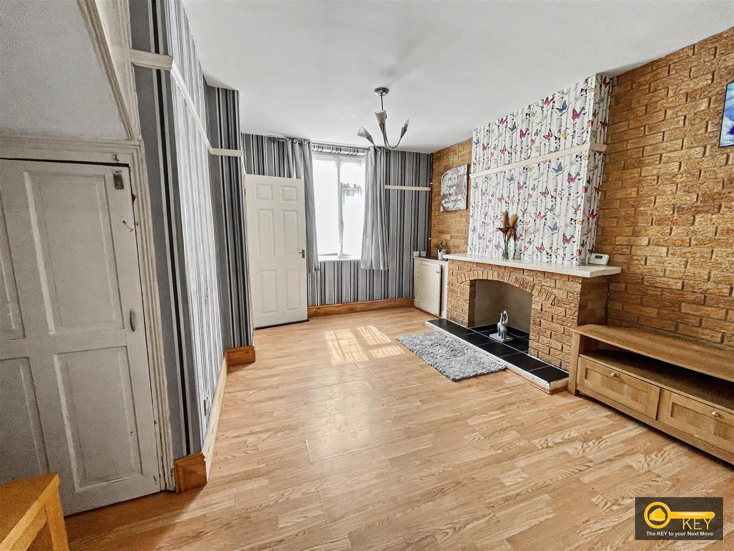 Property Image e69aa58a-7f8b-43c7-9d99-e0e6fe8439a7