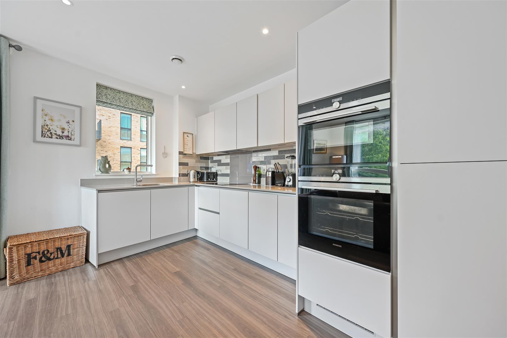 Property Image e6a3cd37-7d08-48ab-be1e-2028b57f5832