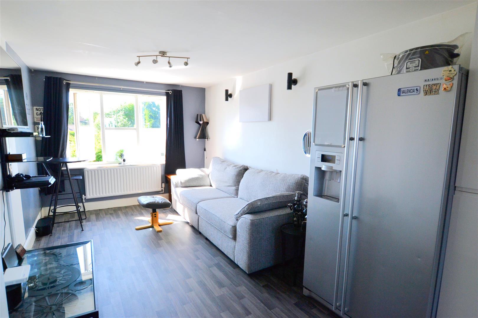 Property Image e6af9622-ed41-421c-97f8-96c1b6f7b66d