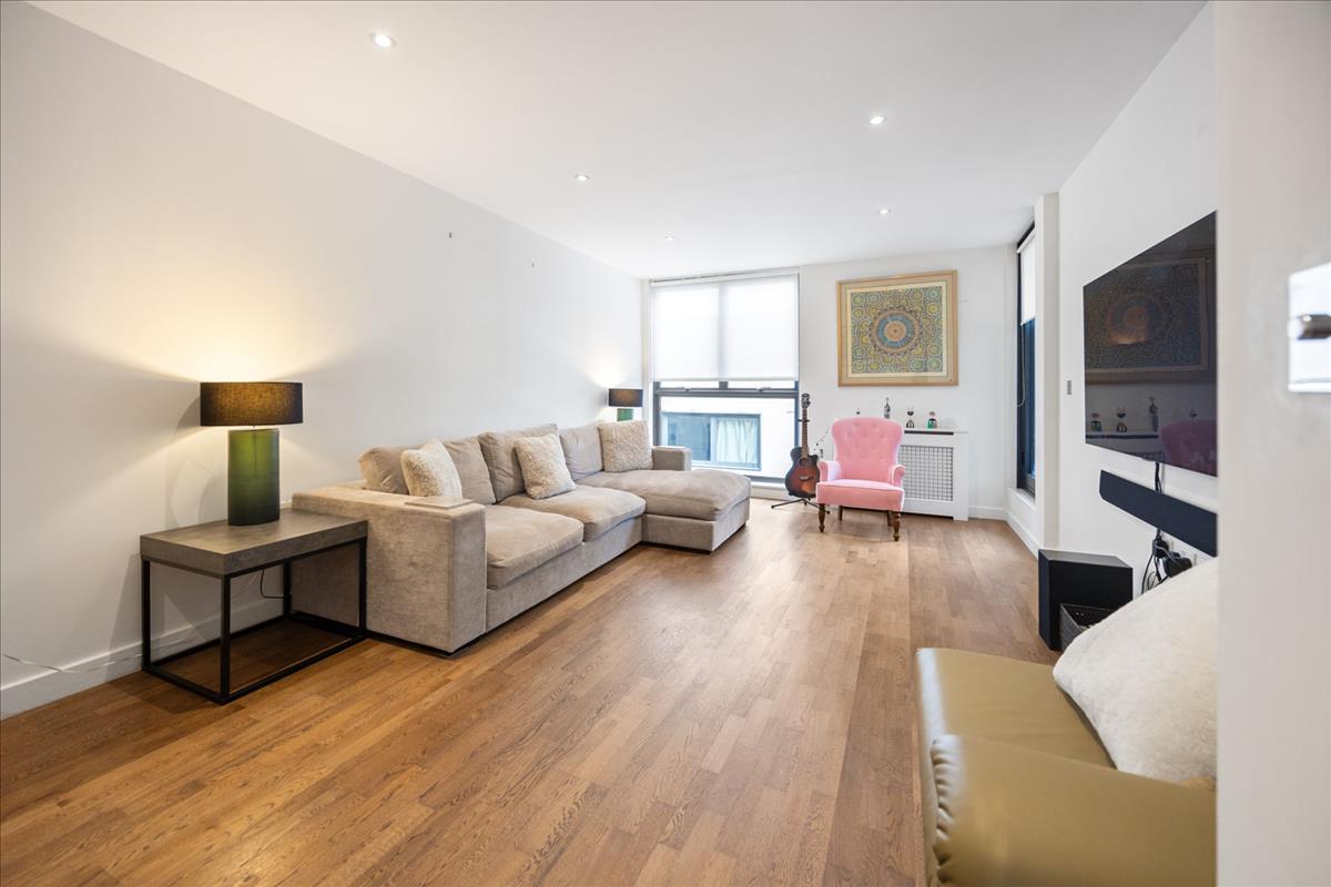 Property Image e6afec8b-8028-4a54-93c6-d71eefe39667