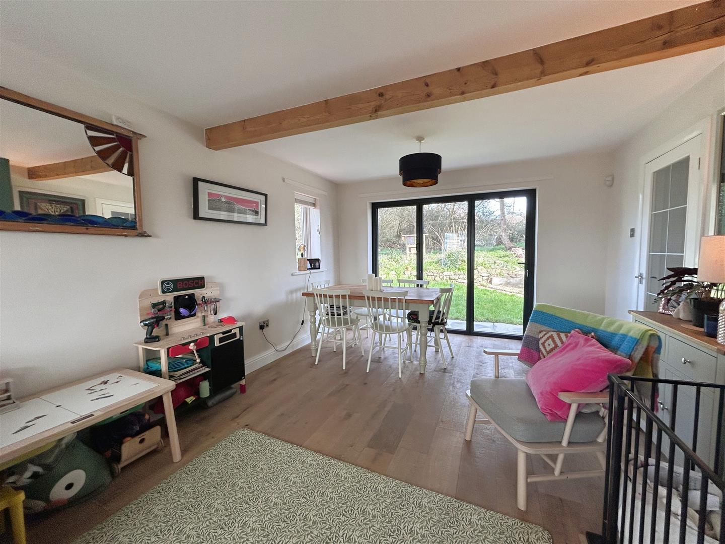 Property Image e6b5bab9-b0c4-44d9-8bc3-6b5ae6d459fe