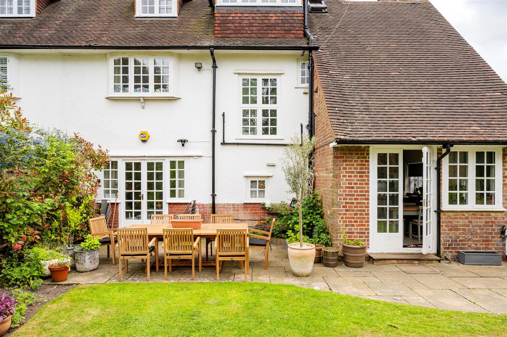 Property Image e6bffea6-2770-460c-8013-f7261d12ddf3
