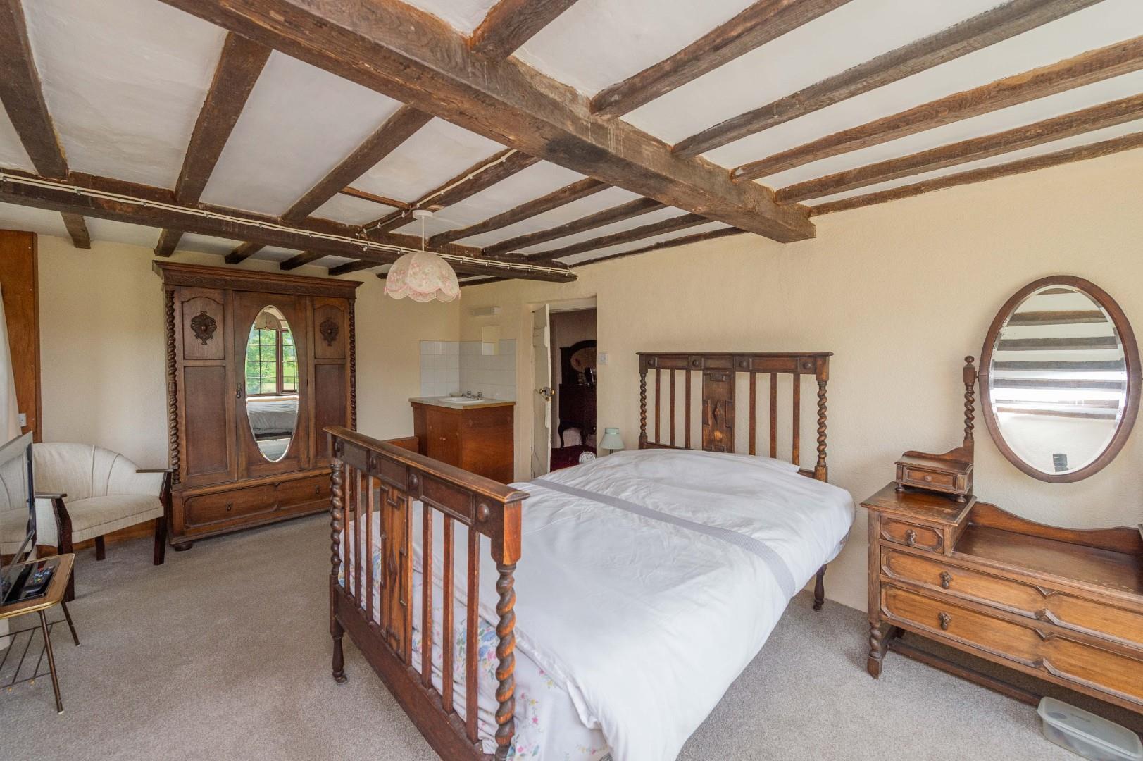 Property Image e6c76fa0-620d-460e-a7f8-fb25149c6a1d