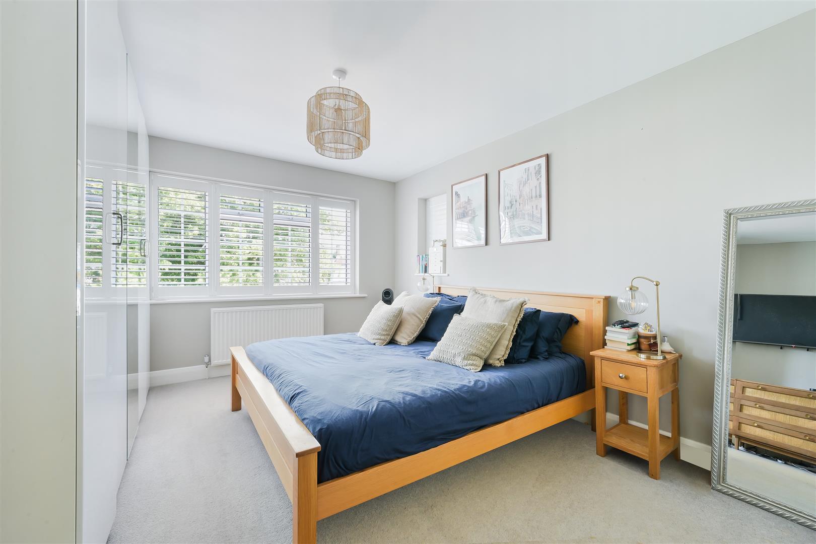 Property Image e6d4340b-26cf-460d-be82-27259ec94156