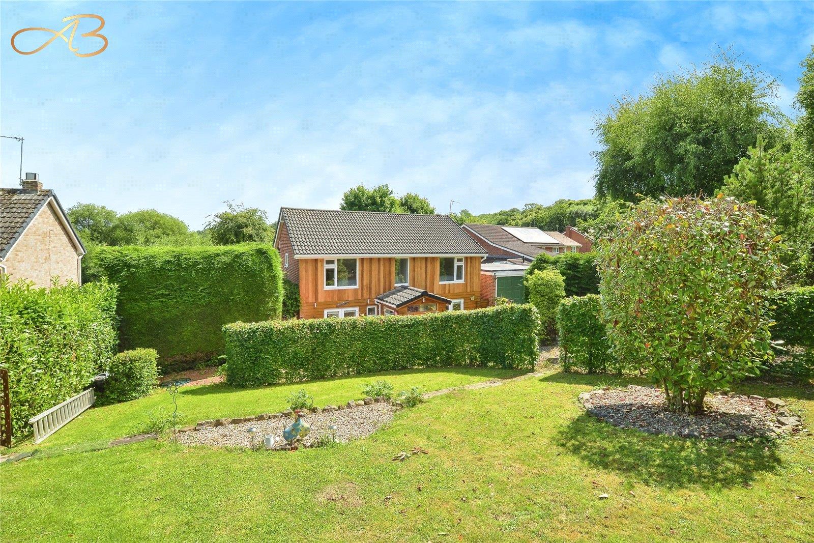 Property Image e6df1ae1-c250-4c04-983b-8e8cb74052ba
