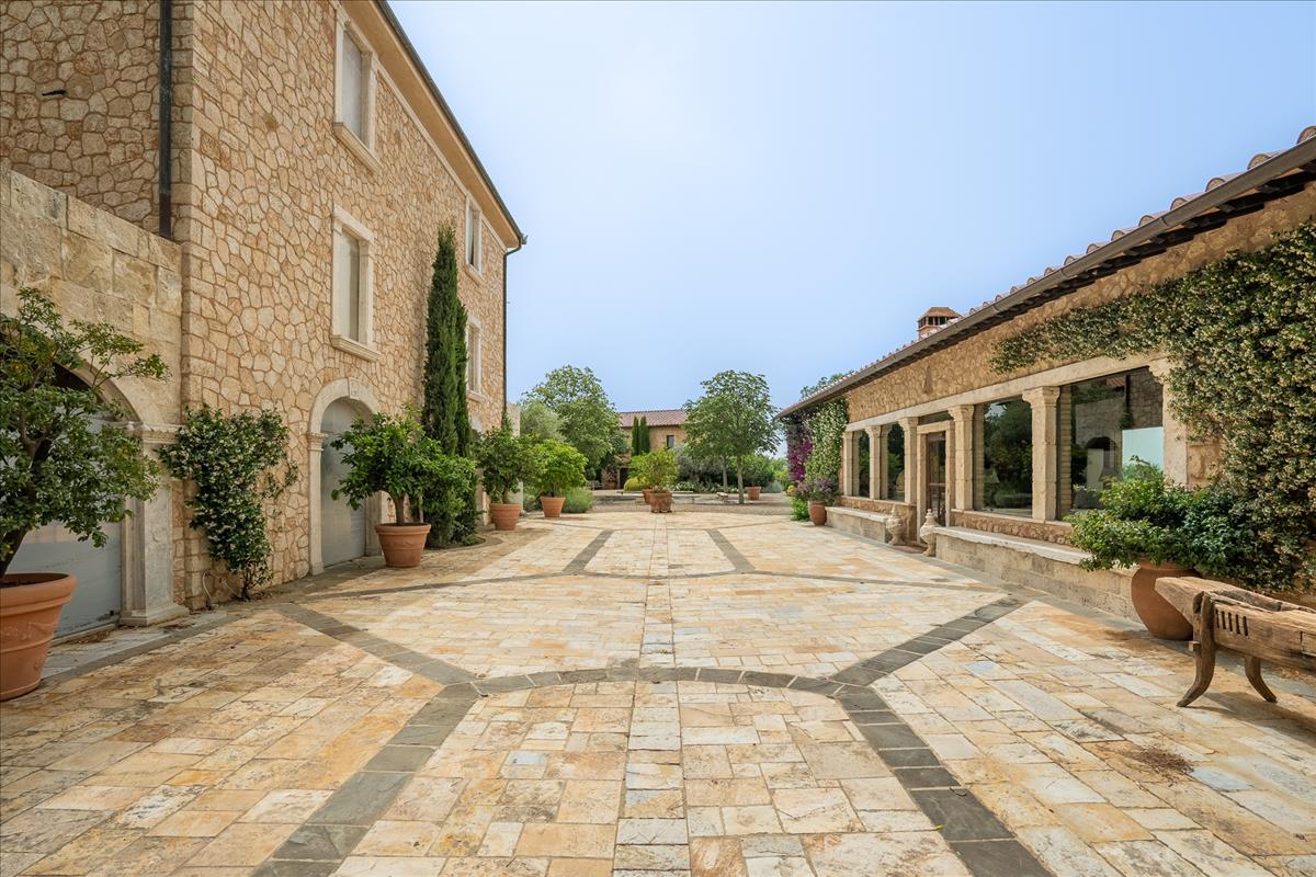 Property Image e6e1012f-bc19-483b-b053-3909b6a0effa