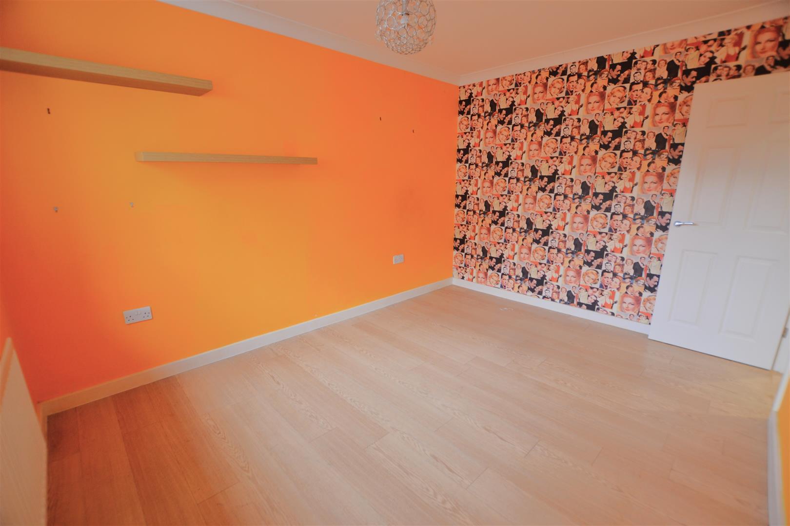 Property Image e6e6ae2a-7097-4604-afb4-39c1c19032ef