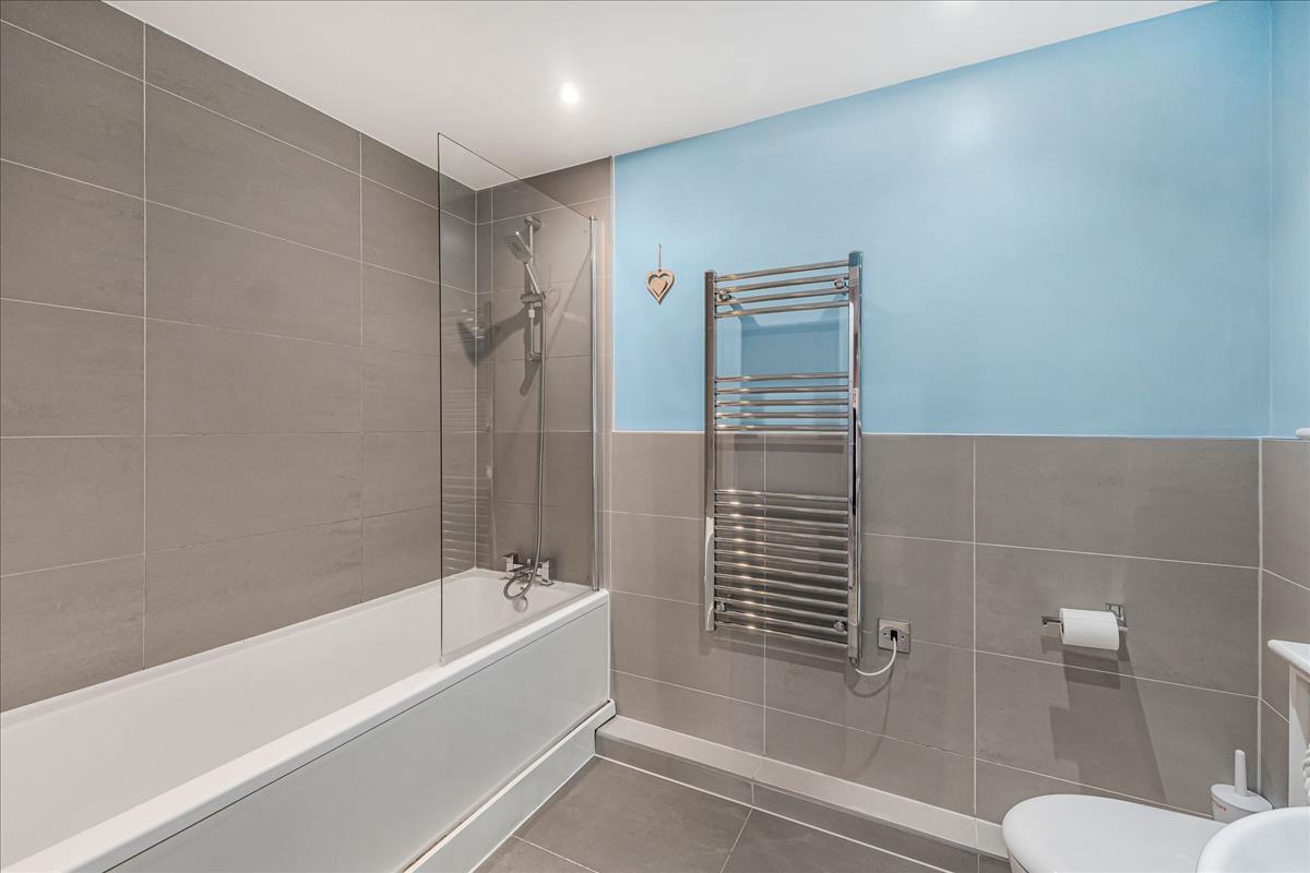 Property Image e6f0bf5b-5ddb-4db0-bec1-69fea8aa6a41