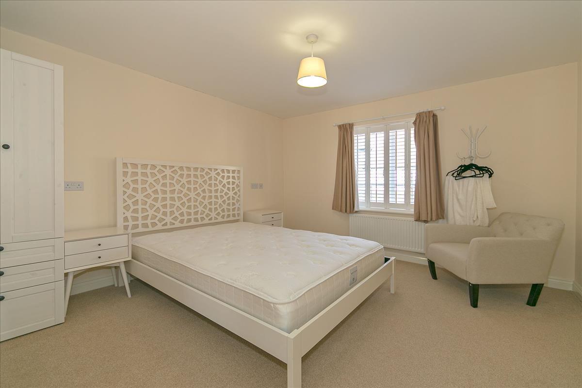 Property Image e6f83c54-47f5-432b-87b5-4e8dc23a64b4