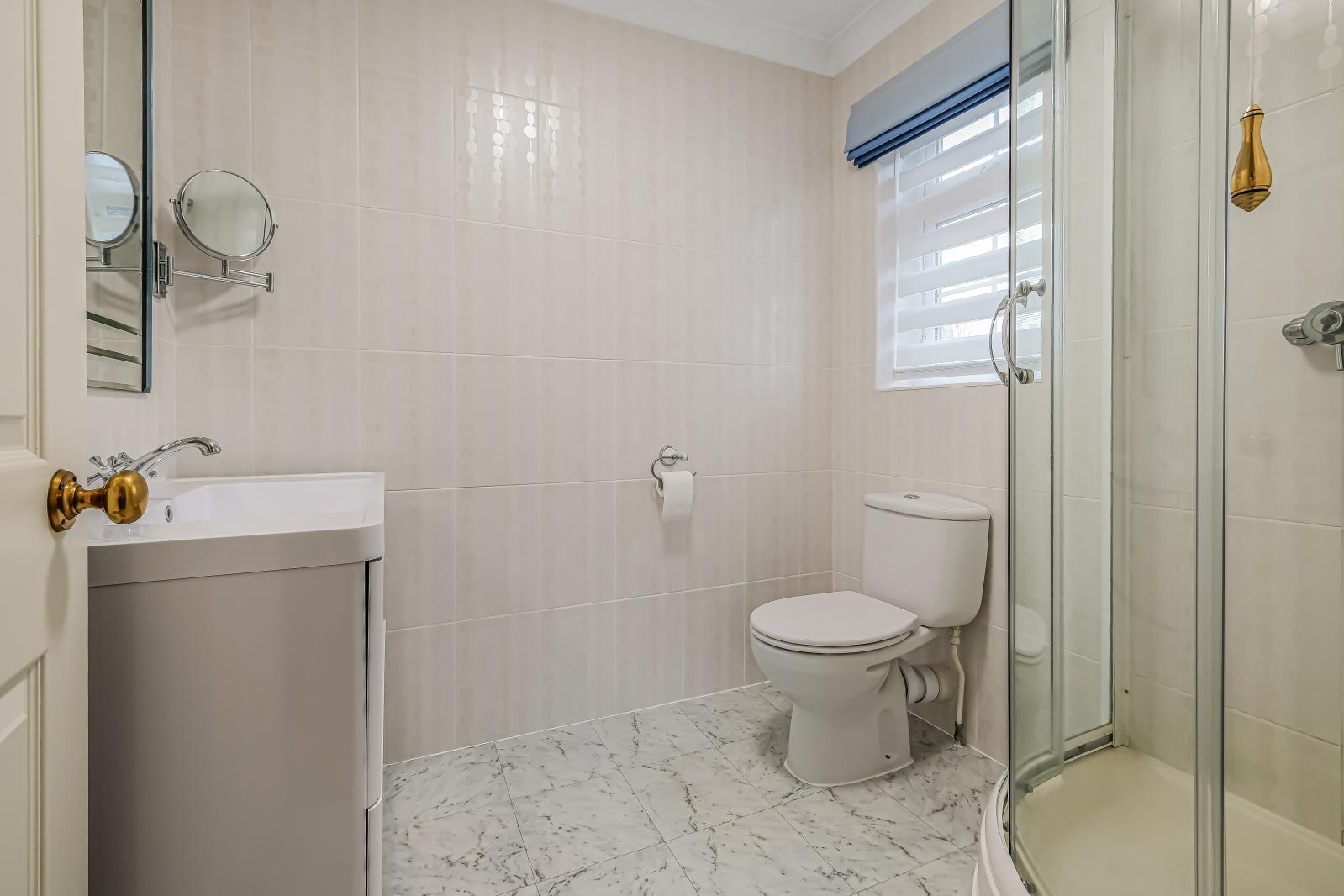 Property Image e70c50d9-0f9b-439b-8af4-fdf53589b3b3