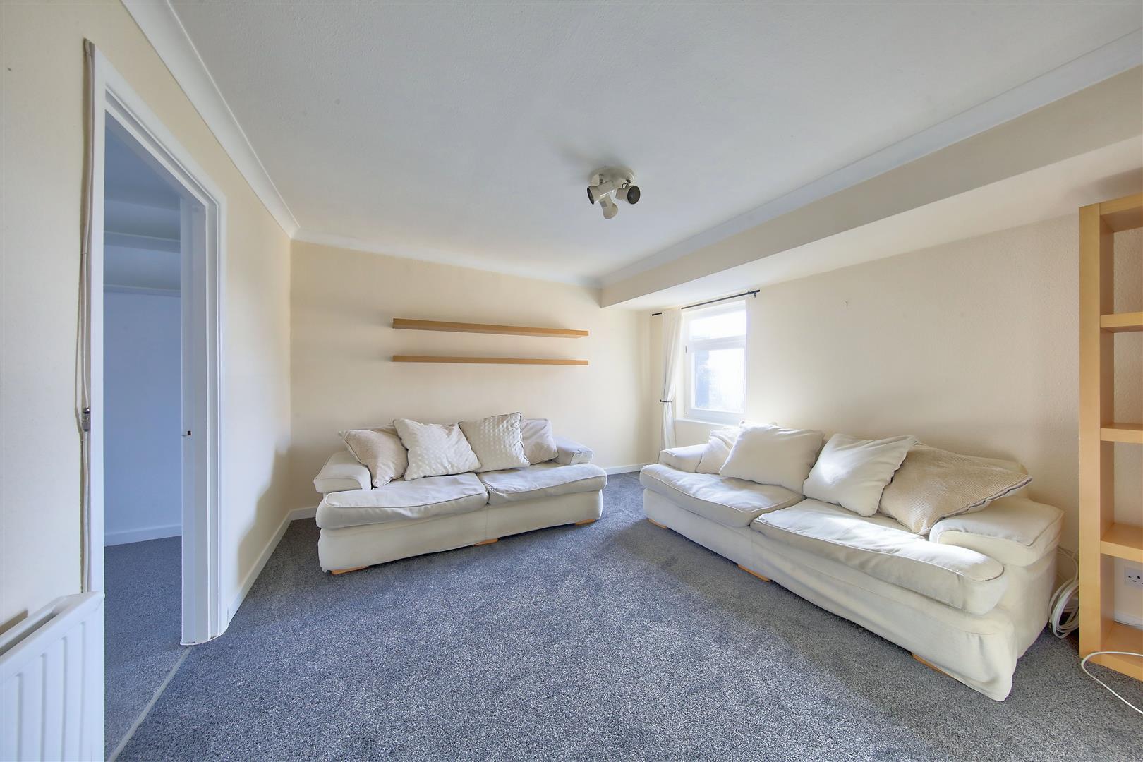 Property Image e70d9245-608c-42db-93bb-2dec4e76059d