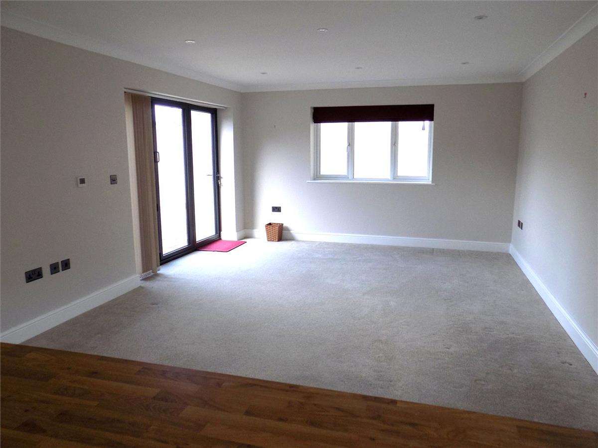 Property Image e711c3b7-925f-4365-9c4e-214995de581b