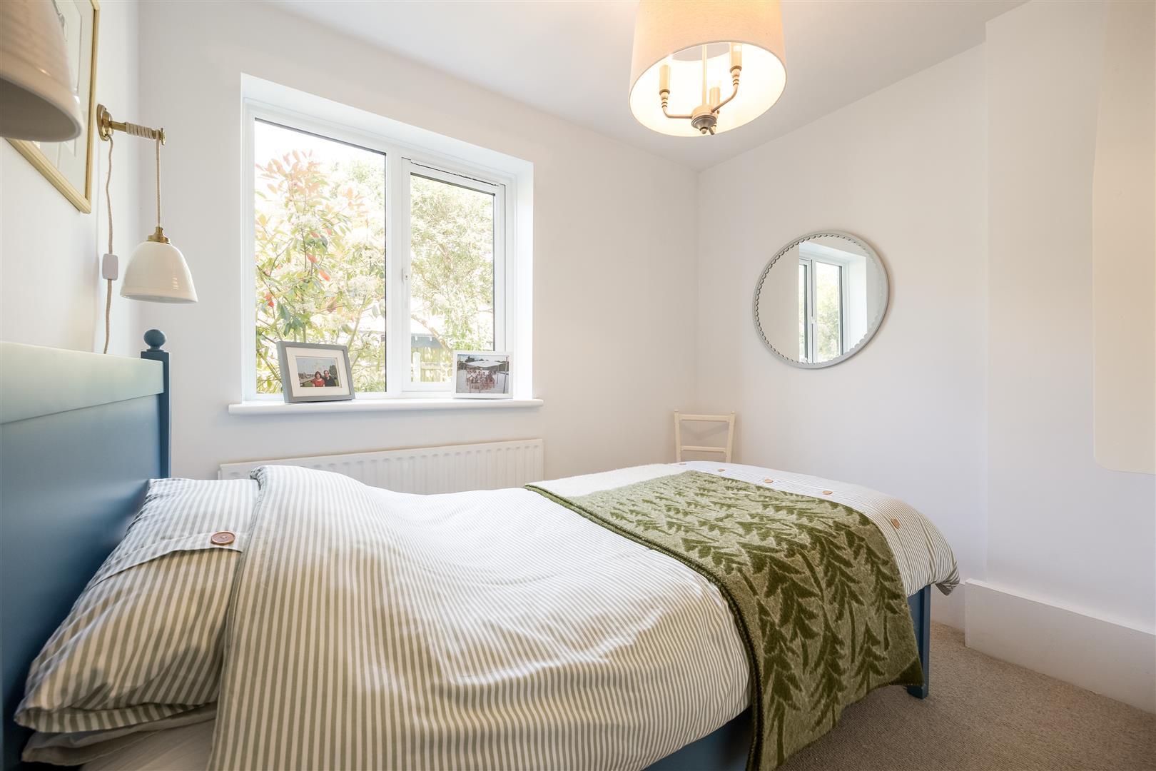 Property Image e724e90a-a33a-430d-b24a-8d0503c546bc
