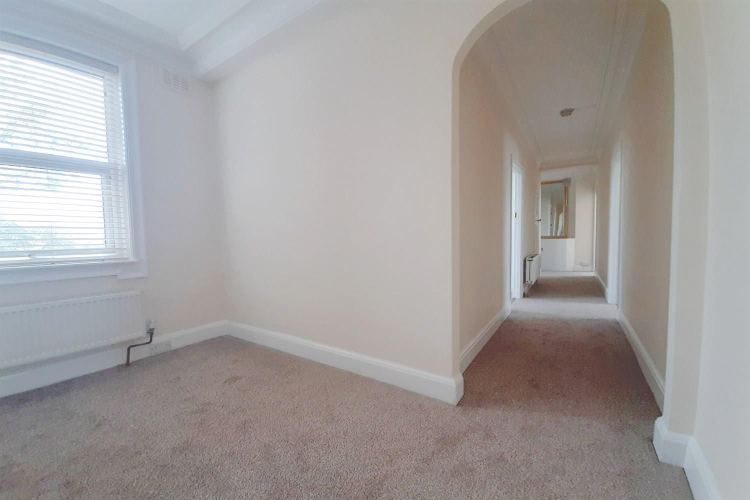 Property Image e733b03e-600c-40ef-90f5-531b64f87b2c