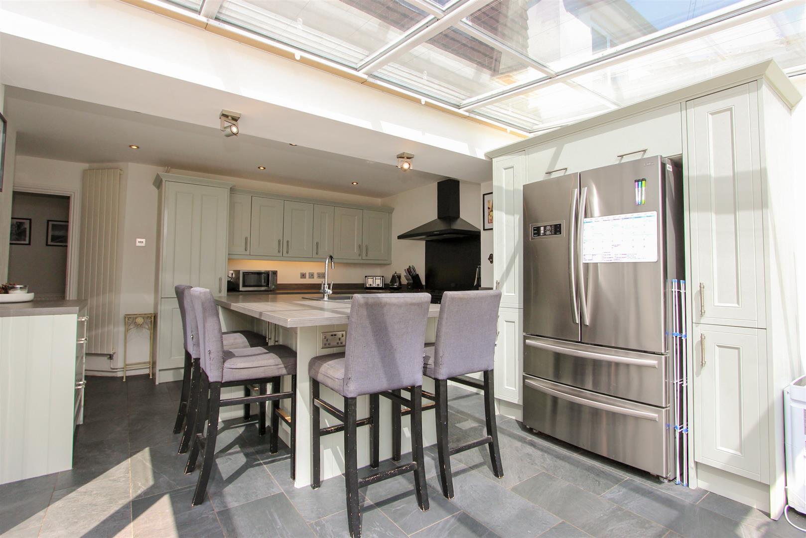 Property Image e744532b-2559-4e3b-a3e9-0dd914238d07