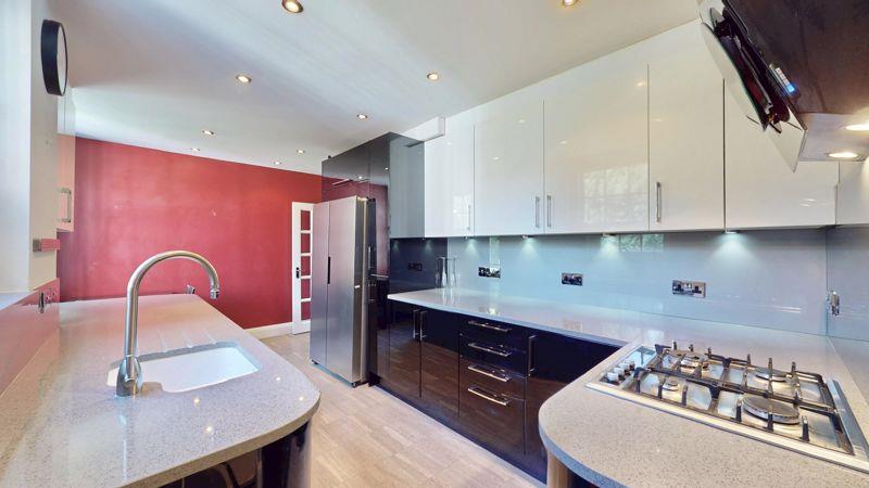 Property Image e757aa12-f8f4-4382-8f0d-20c16f1348e8