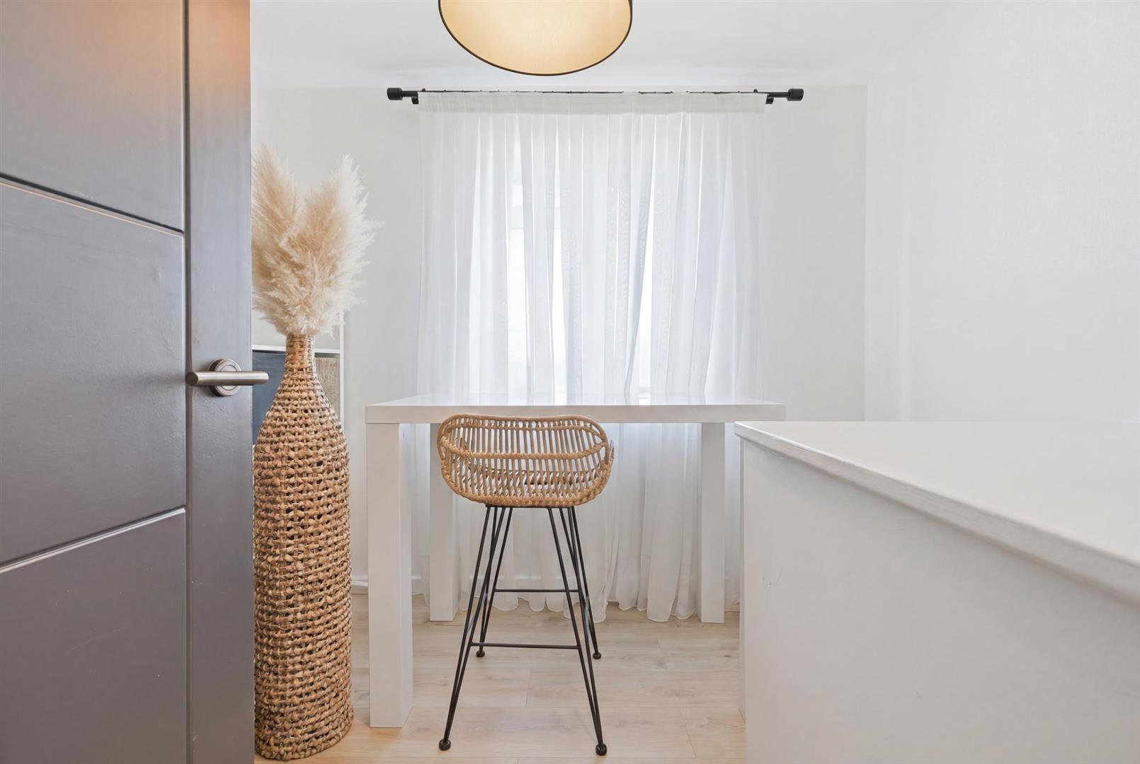 Property Image e75dc933-5d68-4487-8de8-2f45a5a6e343