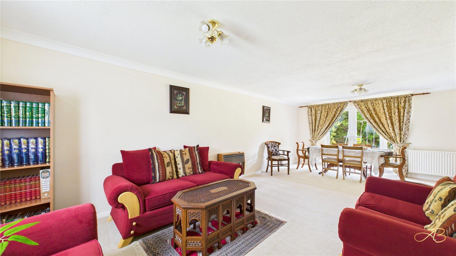 Property Image e75f963c-ada4-4971-8ec8-bac0f7c58af3