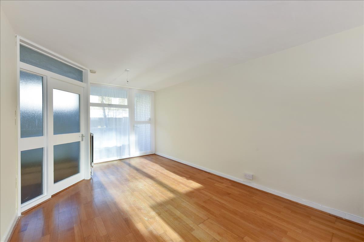 Property Image e77255cf-1ee4-4516-9a81-b353991b86f8