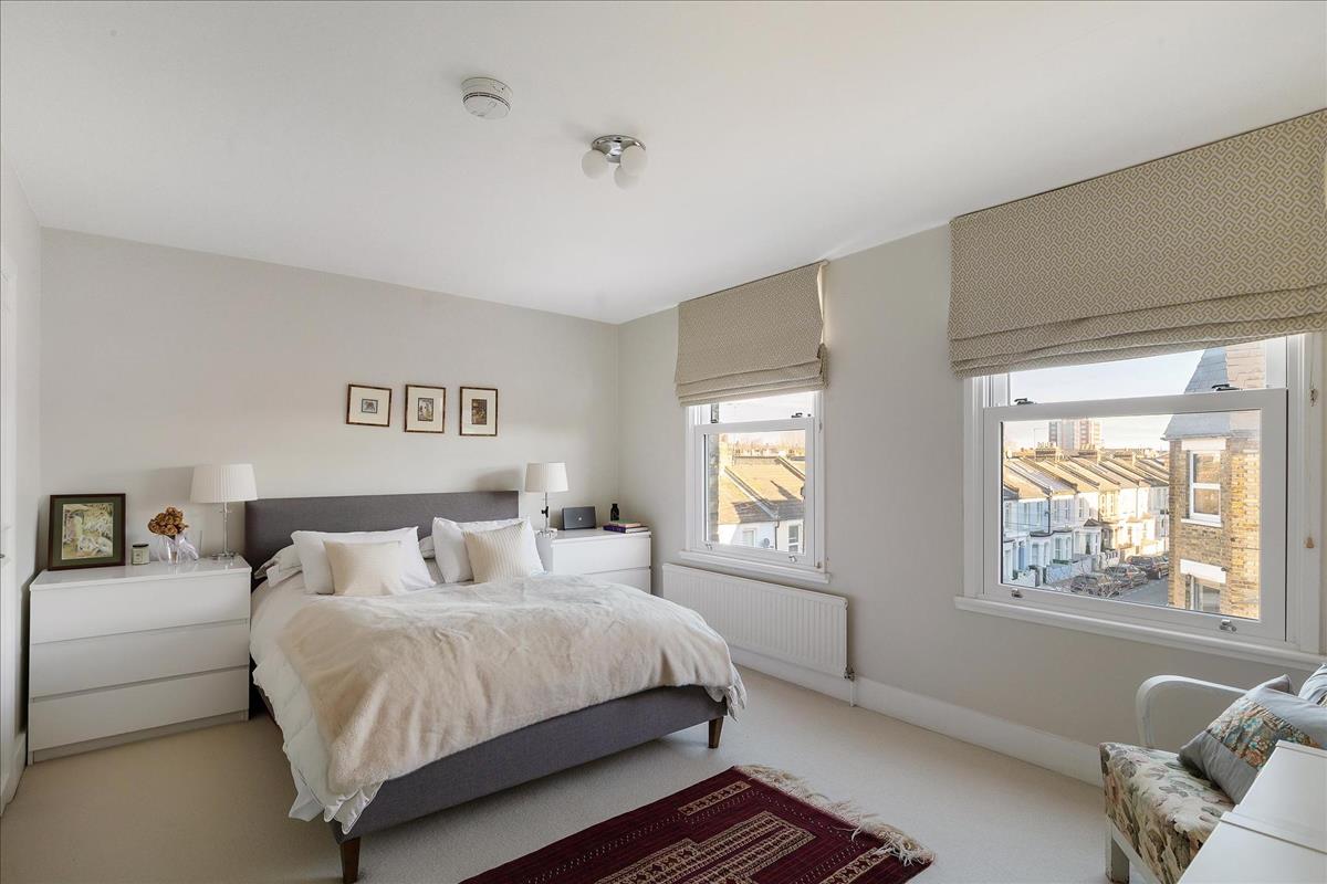 Property Image e7735a18-7f97-439f-9cb4-23a4119cd181